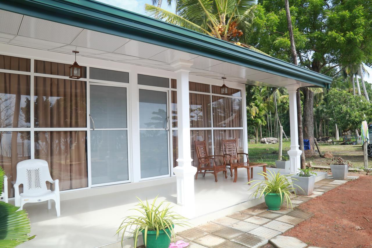 Serene Beach Hotel Dikwella Exterior foto